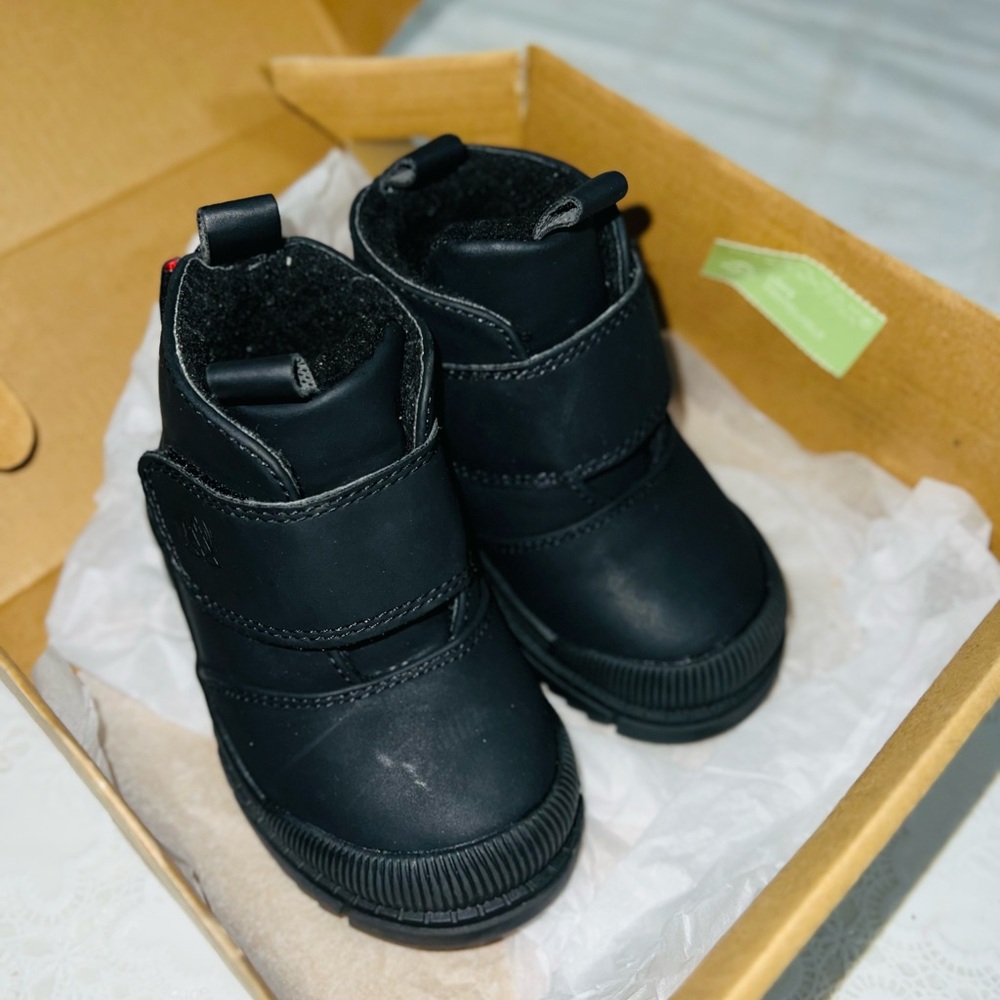Kids Black Winter Boots